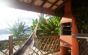 Casa em Ilhabela, Vila Paulino